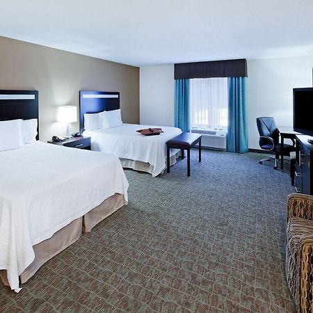 Hampton Inn & Suites Либерал Екстериор снимка